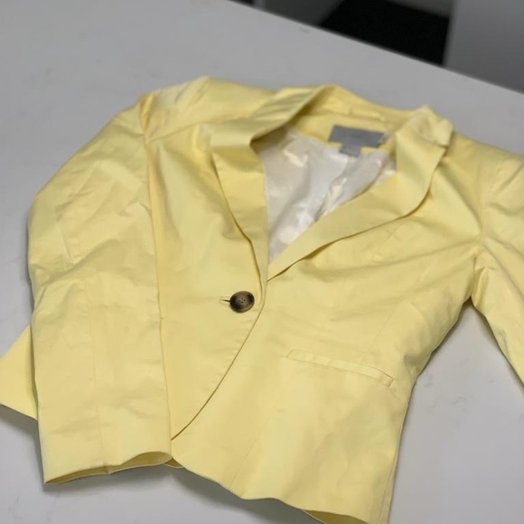 Yellow button up blazer/suit jacket - Picture 2 of 4
